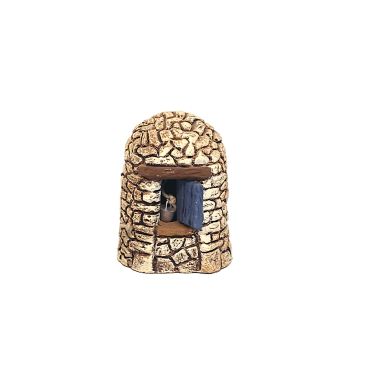 Well with stone hut (all clay)